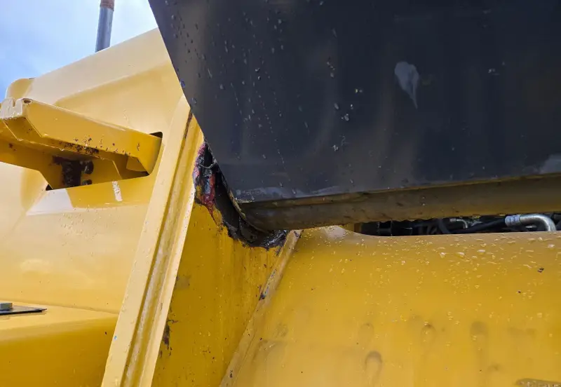 2014 John Deere 210G LC photo 32