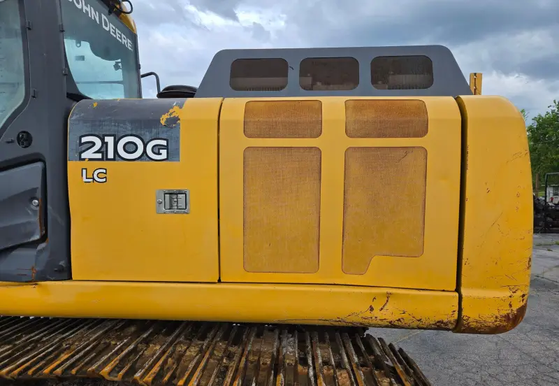 2014 John Deere 210G LC photo 33