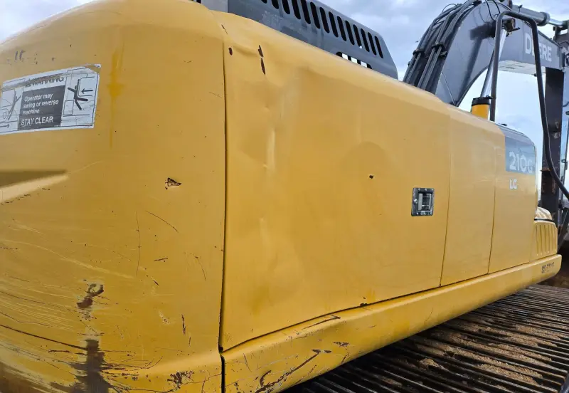 2014 John Deere 210G LC photo 38