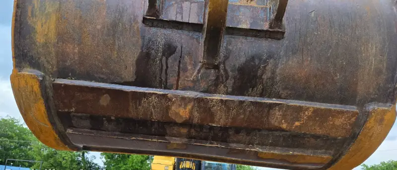 2014 John Deere 210G LC photo 24