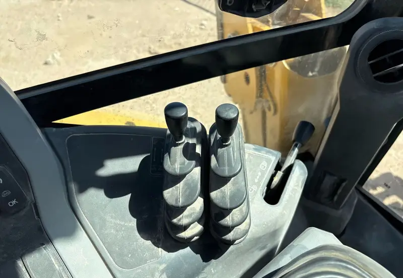 2019 Caterpillar 420F2 IT photo 60