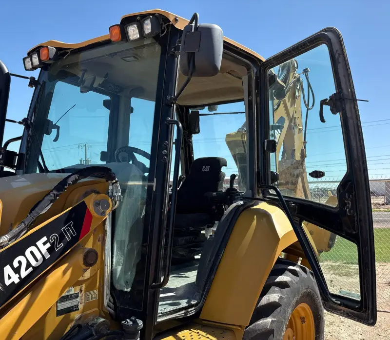 2019 Caterpillar 420F2 IT photo 55