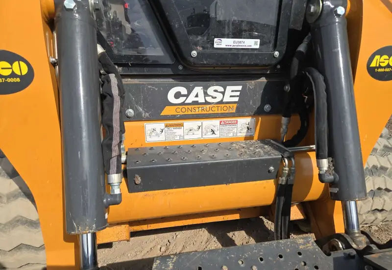 2023 Case TV450B photo 14