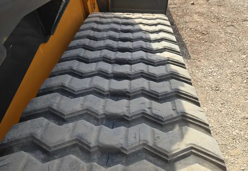 2023 Case TV450B photo 68