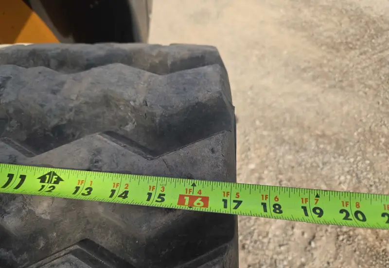 2023 Case TV450B photo 61