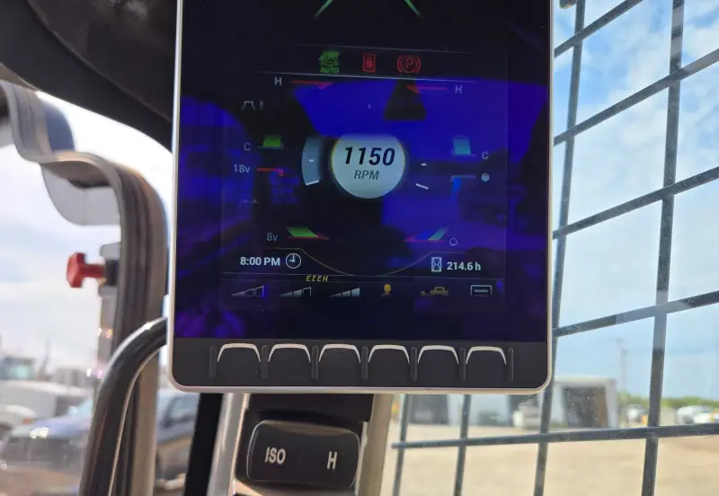 2023 Case TV450B photo 42