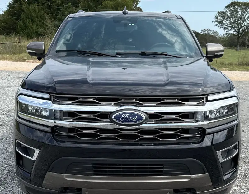 2024 Ford Expedition King Ranch photo 2