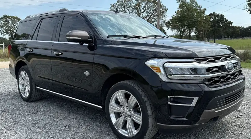 2024 Ford Expedition King Ranch photo 3