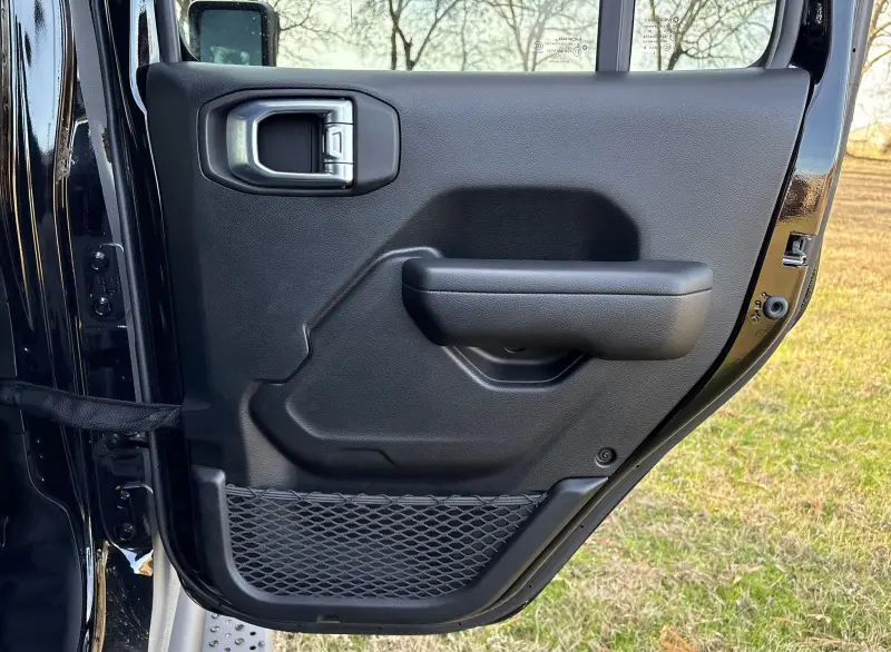 2021 Jeep Wrangler photo 57
