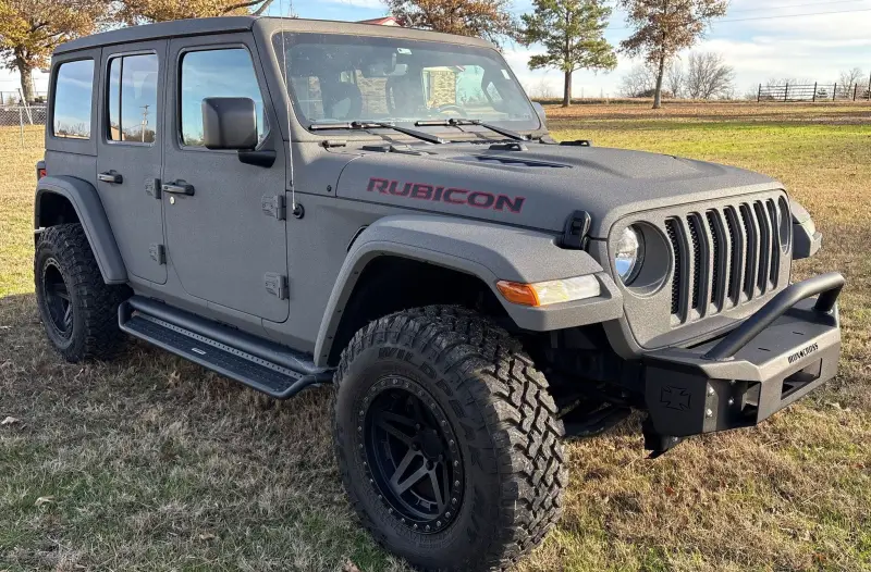 2021 Jeep Wrangler photo 3