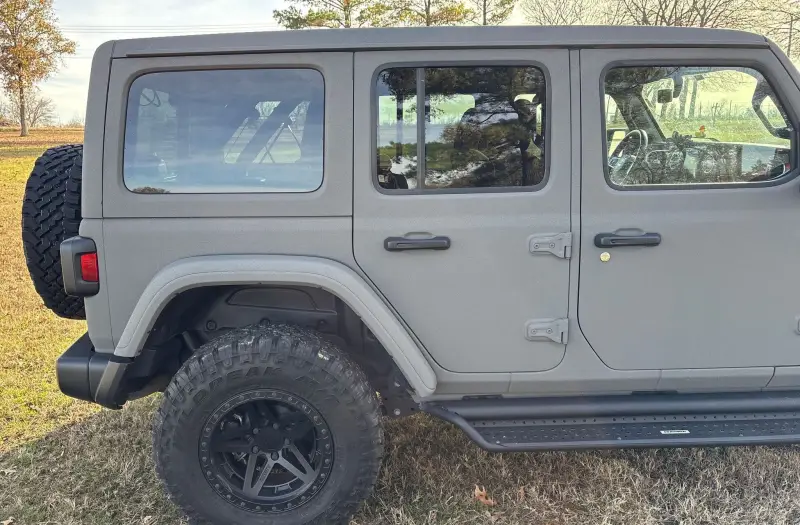 2021 Jeep Wrangler photo 13