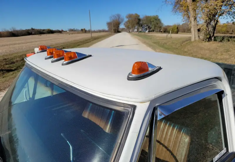 1972 Chevrolet C20 Super Custom Camper photo 12