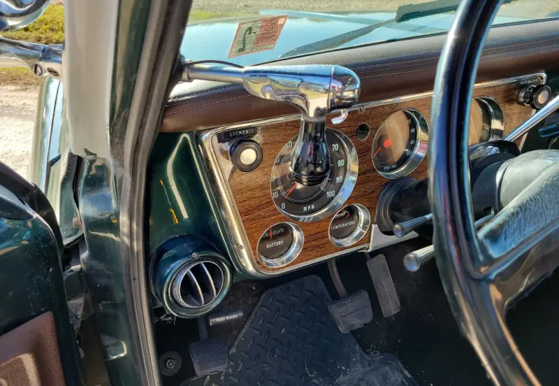 1972 Chevrolet C20 Super Custom Camper photo 26