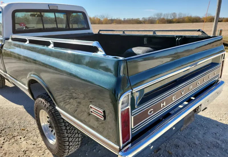 1972 Chevrolet C20 Super Custom Camper photo 15