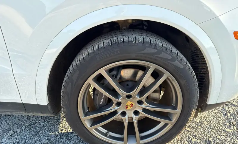 2021 Porsche Cayenne photo 58