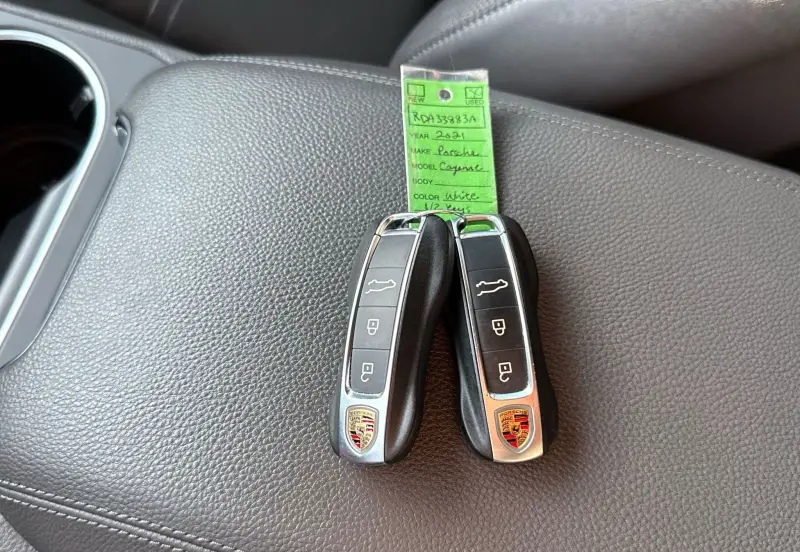 2021 Porsche Cayenne photo 30