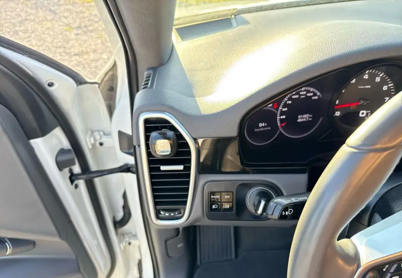 2021 Porsche Cayenne photo 20