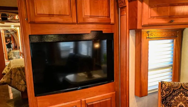 2008 Holiday Rambler Navigator 45 Bismarck IV photo 14