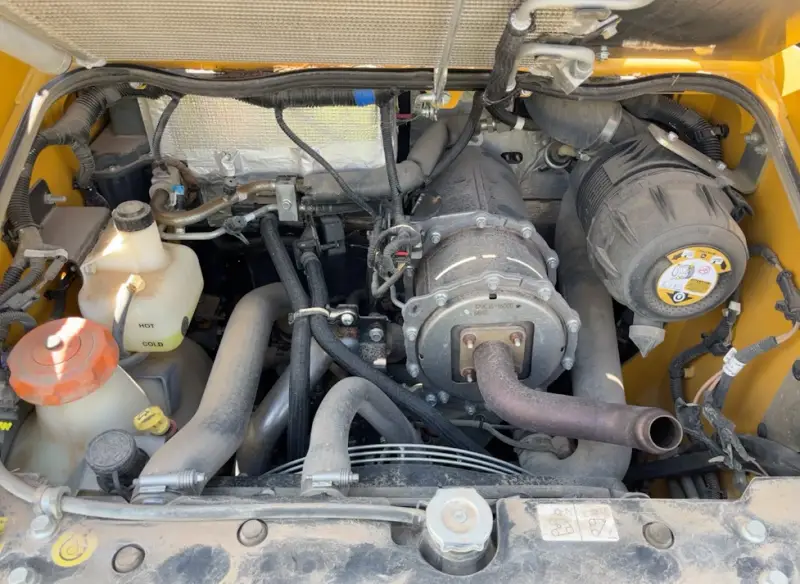 2022 John Deere 317G photo 19