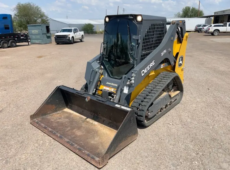 2022 John Deere 317G photo 1