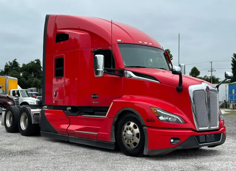 2023 Kenworth T680 photo 2