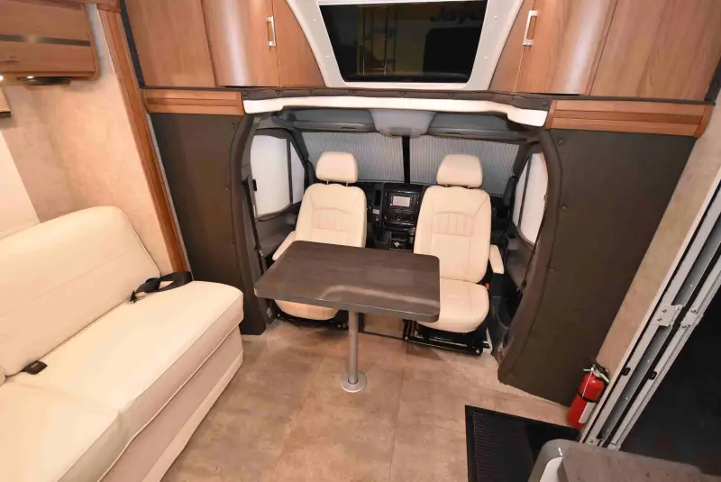 2014 Winnebago View 24V photo 24