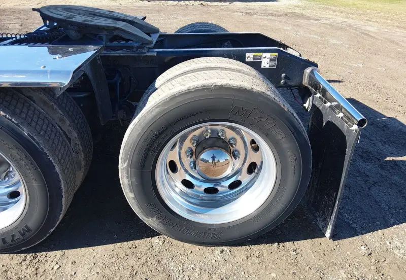 2022 Peterbilt 389 photo 116